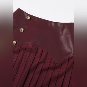 007. 60’s Vibes Pleated Skirt- Maroon